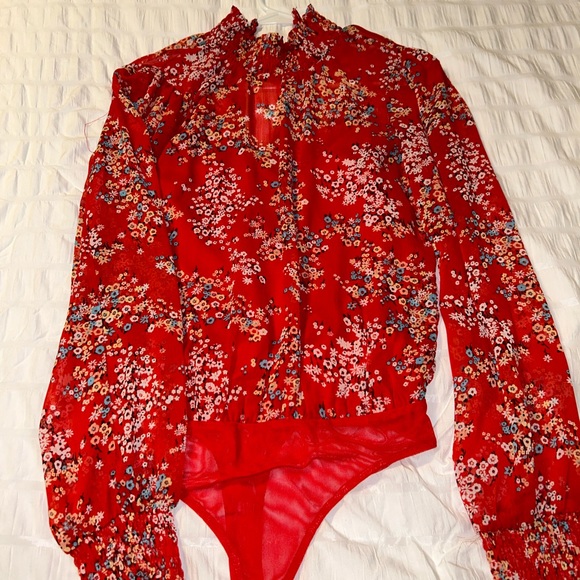 Blouse bodysuit. Beautiful for work out a day out. - Picture 2 of 3